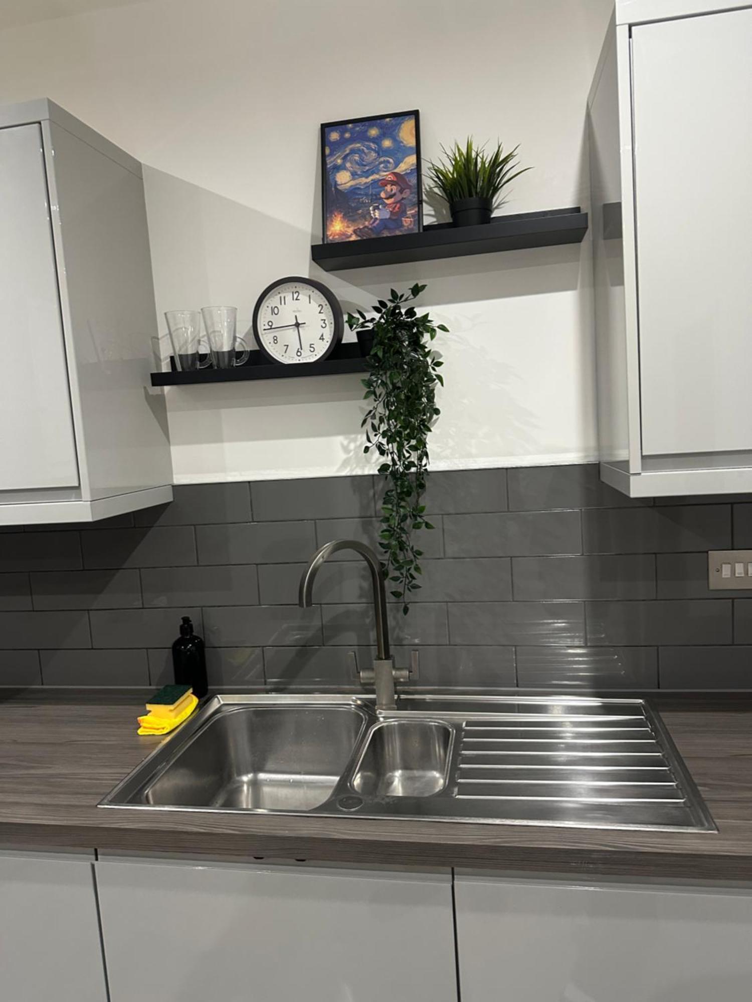 Retro Suite A Luxury Apartment With King Size Bed Wii Games And Entertainment Leicester Exterior foto