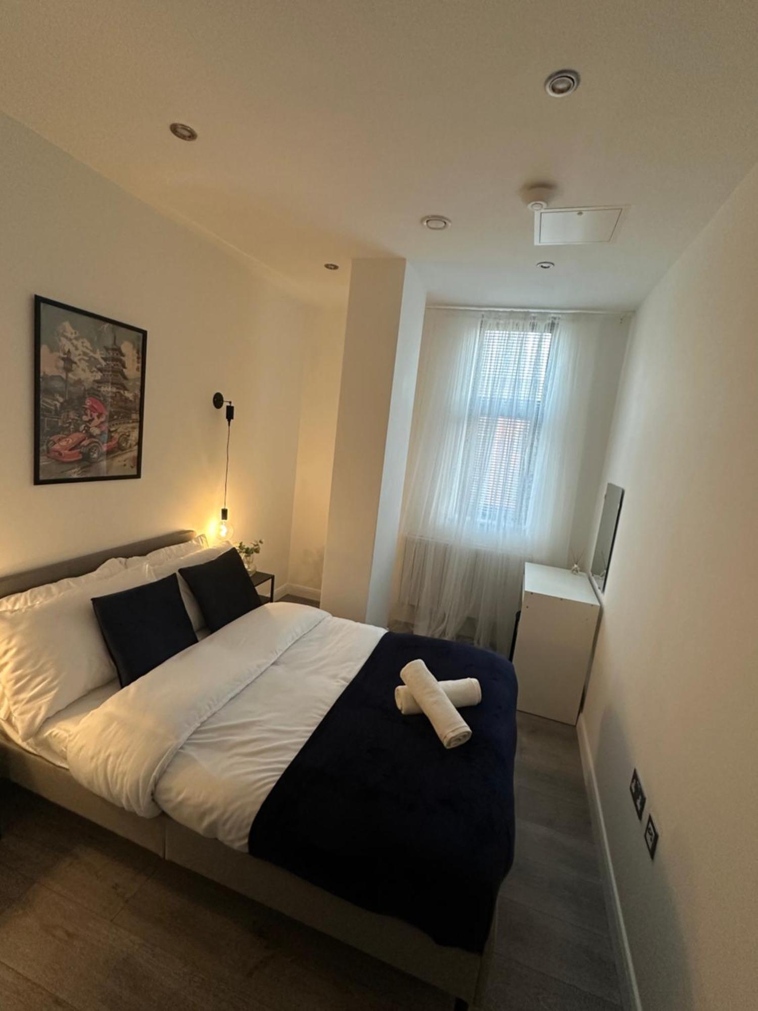 Retro Suite A Luxury Apartment With King Size Bed Wii Games And Entertainment Leicester Exterior foto